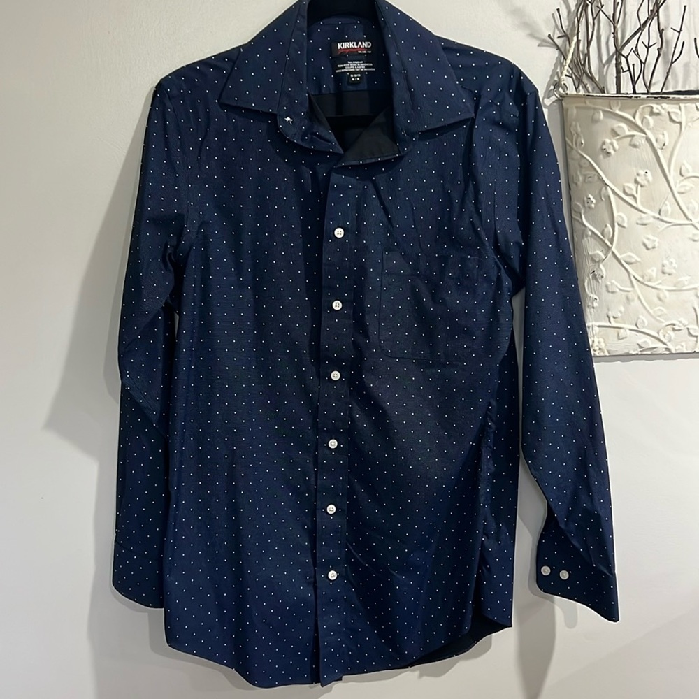 Mens Kirkland Size Medium